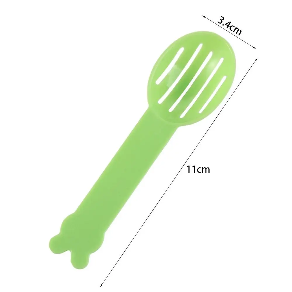 Mini Hamster Sand Scoop Random Color Plastic Small Animal Litter Shovel Hamster Bathroom Cleaning Shovel Pet Bath Spoon