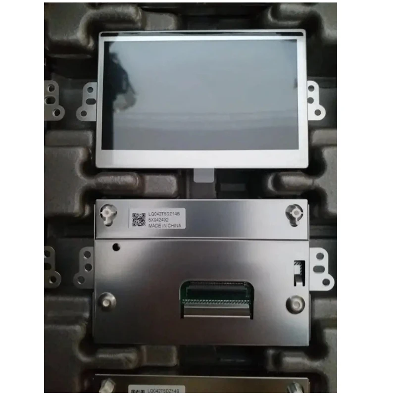 

4.2" Car Instrument LCD Display for LQ042T5DZ02 / LQ042T5DZ14A / LQ042T5DZ14B / LQ042T5DZ12A / LQ042T5DZ08 / LQ042T5DZ08B Screen