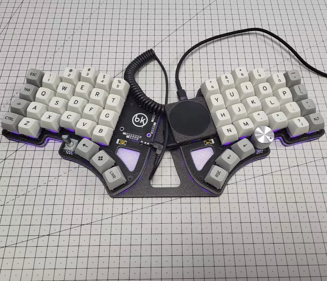 Dilemma Max Split Keyboard Kit Custom Wired Single-modeRGB