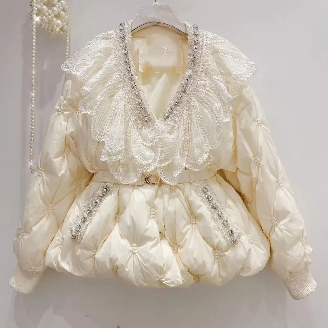 

Winter New Korean Coat Women Diamonds Parka Sweet Heavy Industry Rhinestone Lace Doll Collar Belt Slim Warm Down Cotton Coat