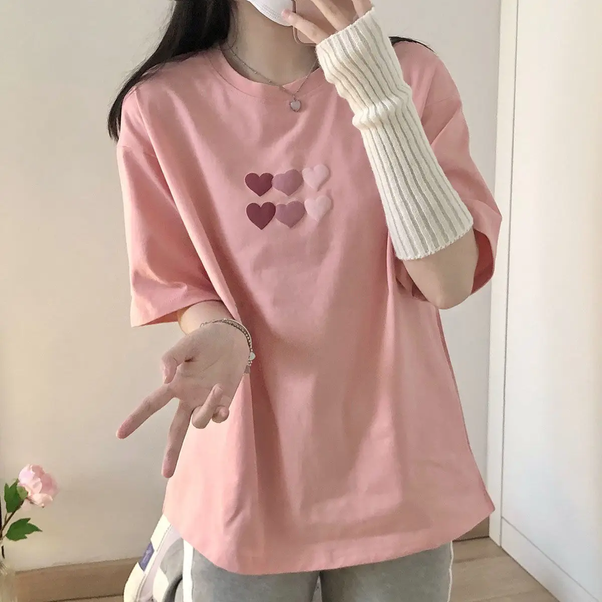 

Cute Heart Graphic Tshirt Women Short Sleeve Summer Tee Tops Korean Fashion Female T Shirts Solid Ladies Harajuku Street Clothes