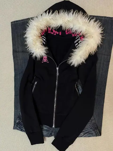 Image 4