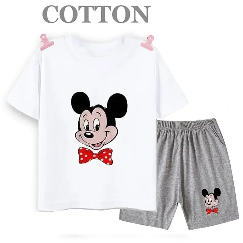 thumbnail image 1 of Conjunto de pantalones cortos de manga corta de verano para niños, camiseta de dibujos animados de Disney Mickey y pantalones, conjunto de 2 piezas, ropa linda para niñas y niños pequeños, 1 of 5