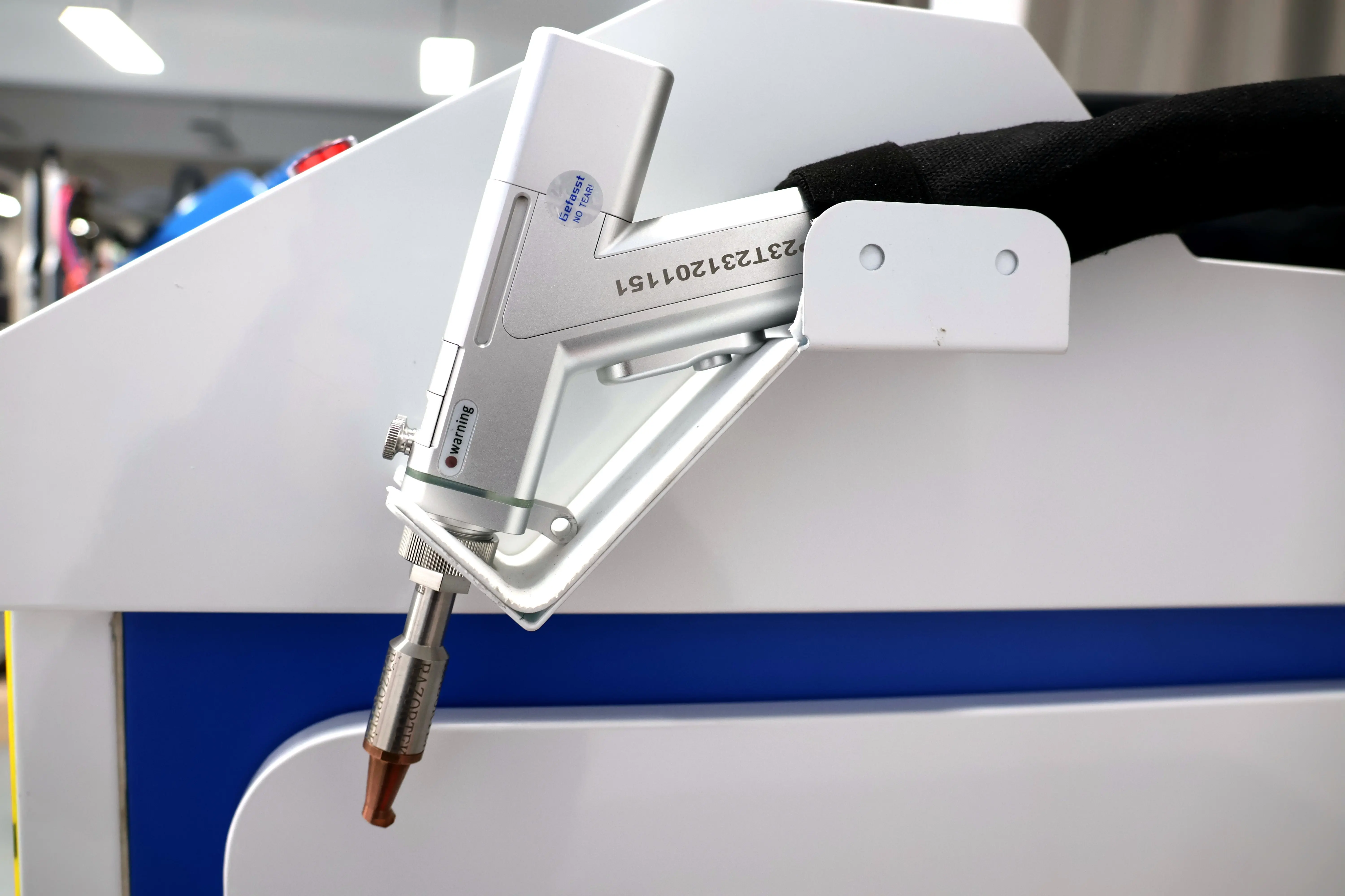 Superlaser 3000W 4in1 laser cutting welding cleaning and weld cleaning machine Razortek cnc High quality for sale 2