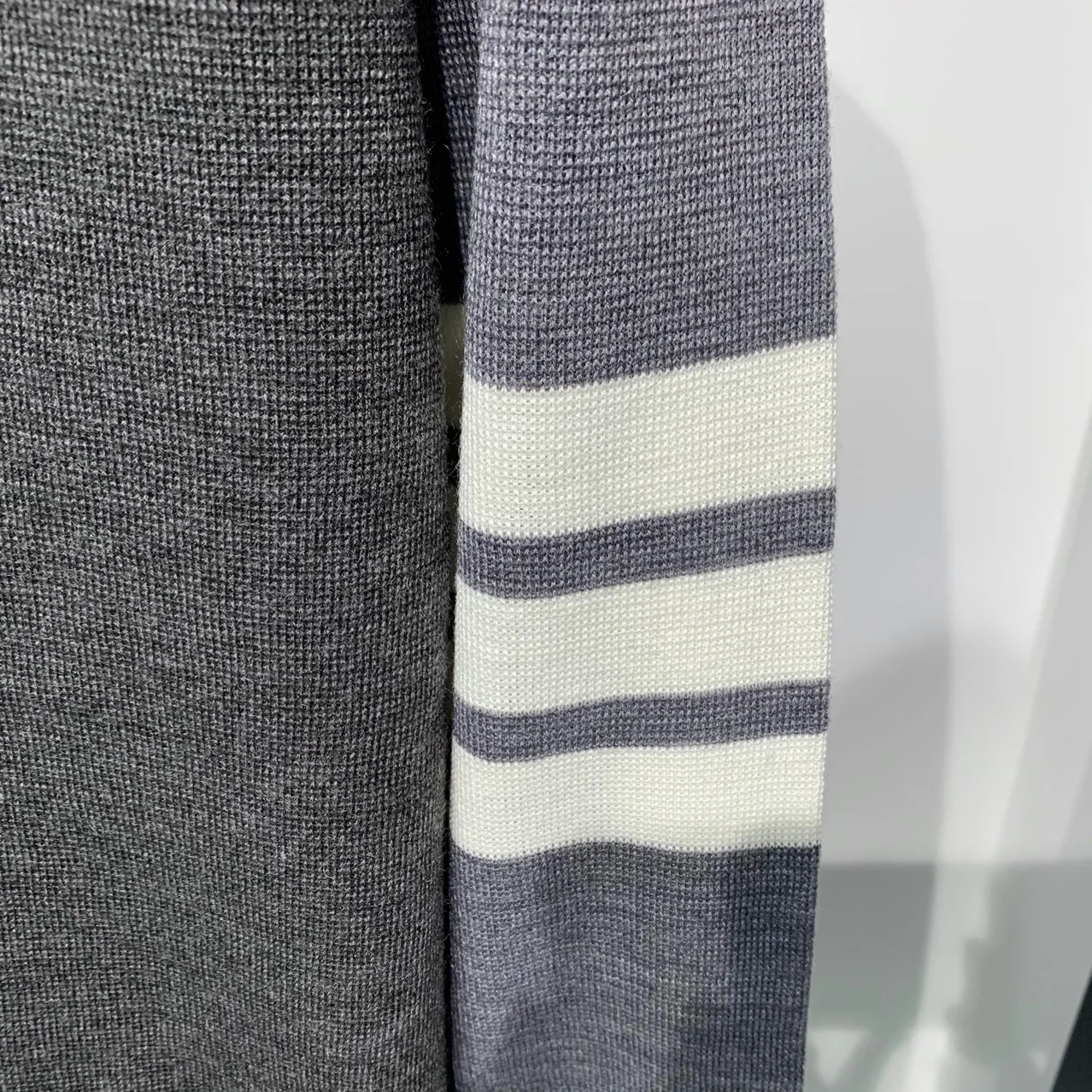 Spring Autumn Sweater Fashion Brand Men's Sweaters Cotton Stripes 3-Bar V-Neck Casual Cardigan Preppy Korean Style Women's Coats
