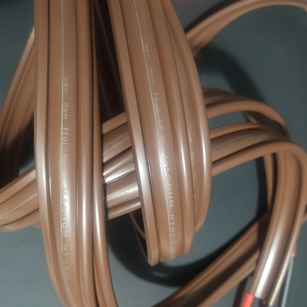 1 ペアオランダハイエンド Van Den Hul VDH スピーカーケーブル純銀