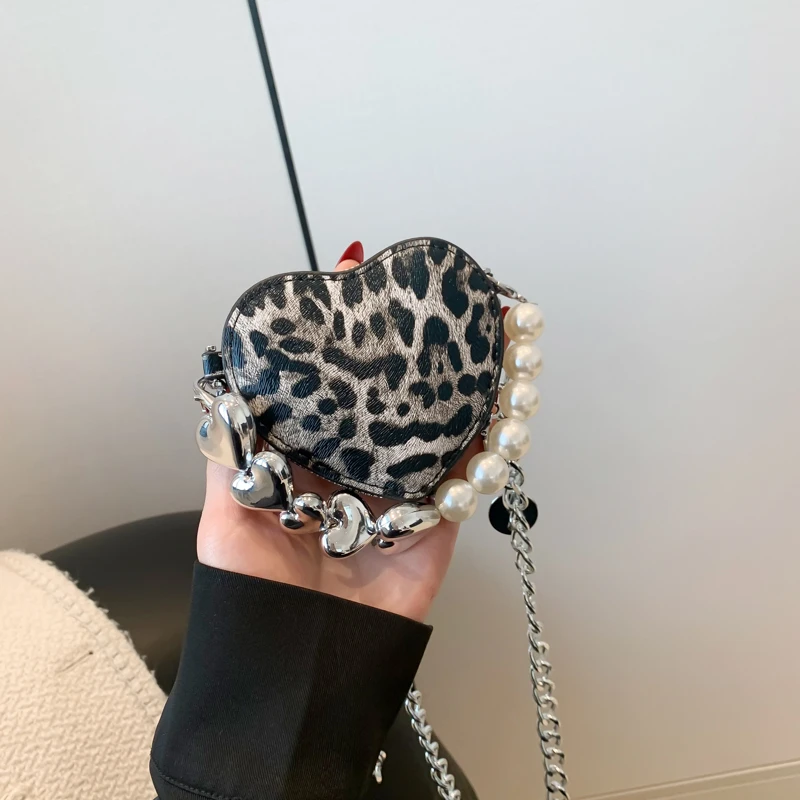Heart Shaped Leopard PU Shoulder Bags Chains Beading Hot Girl Style Super Cool Crossbody Bags for Women Fashion