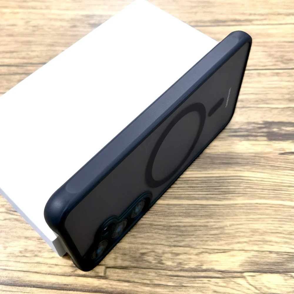 Luxury Matte Anti-Fingerprint Magsafe Wireless Charging Case