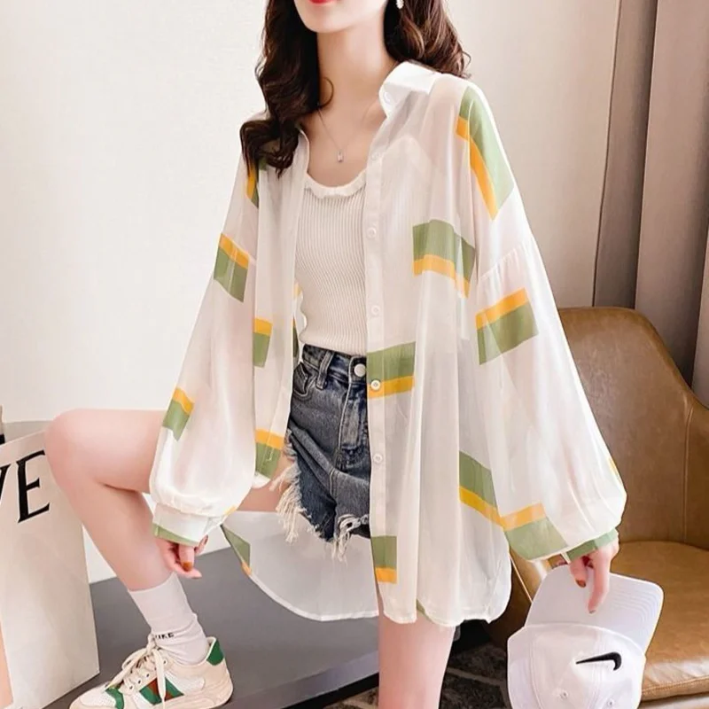 

Women Summer Sun Protection Clothing Mid-lenath Thin Breathabl Fashion Loose Chiffon Printed Button Jacket Long Sleeve Shirt