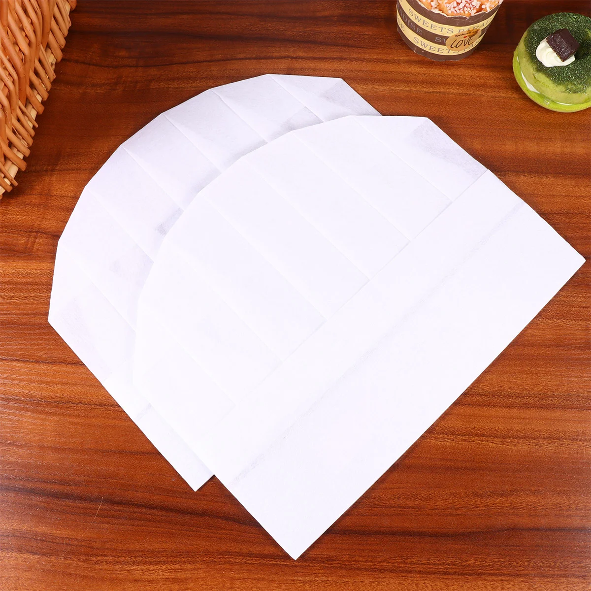Children Disposable Chef Hats 20pcs Lightweight Headgear Simple Kitchen Accessories for Kids Boys Girls chef hats