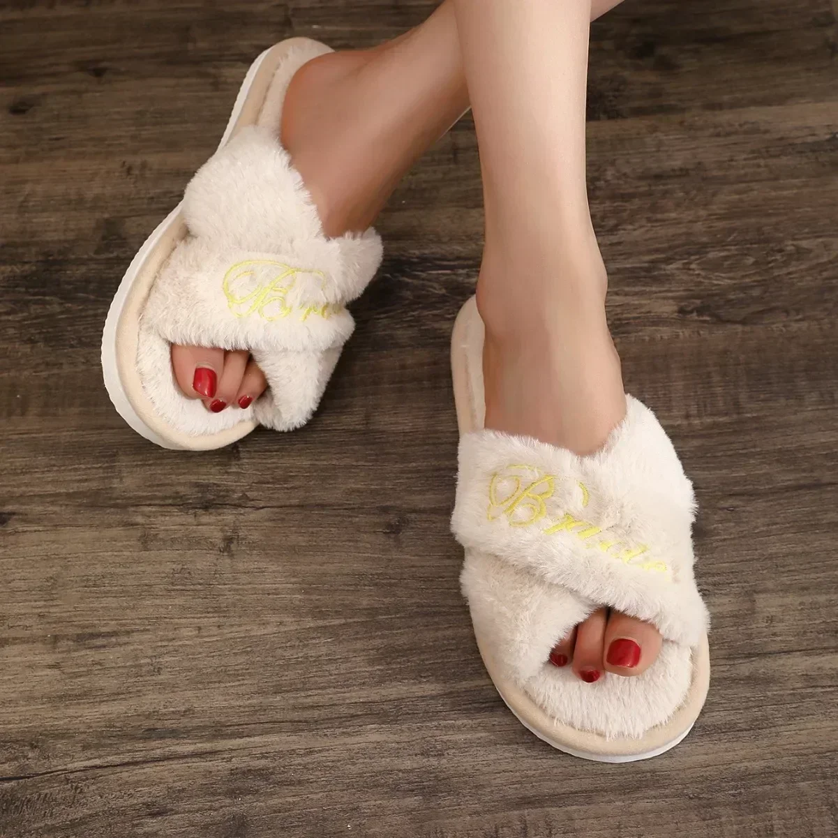 Bride Embroidered Plush Slippers Wedding Supplies Women Honeymoon Shoes Creative Bridesmaid Romantic Gifts Wedding Photo Props 4
