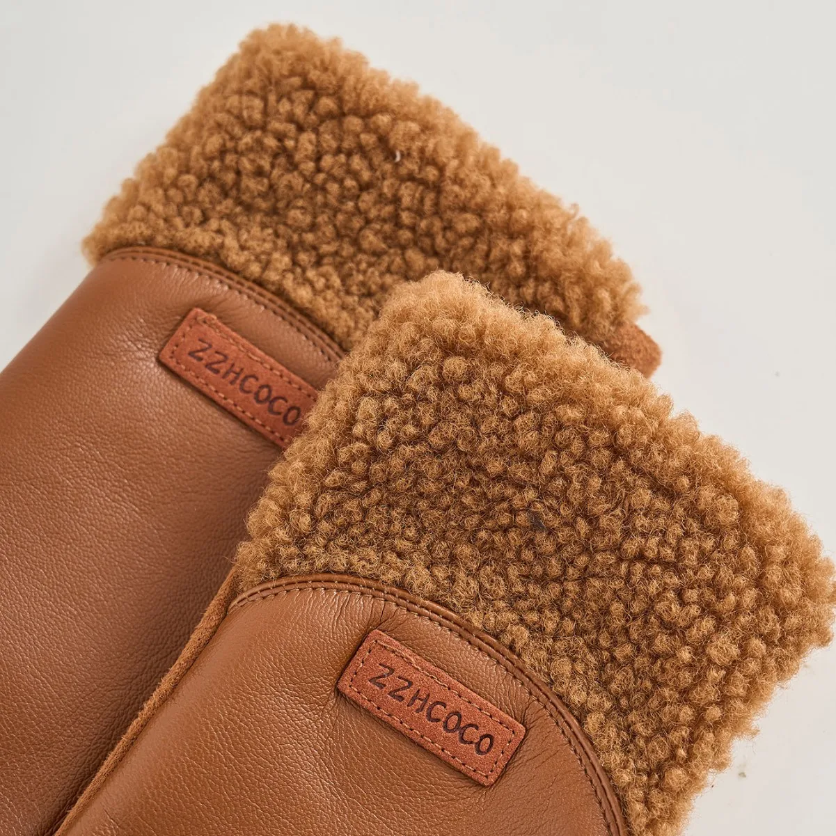 Winter Thickened Fleece Lined PU Leather Suede Gloves Women Outdoor Cycling Drive Windproof Touch Screen Keep Warm Gloves