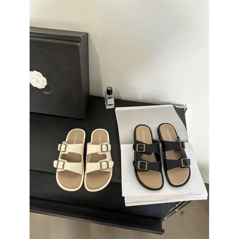 

Женские туфли-лоферы на плоской подошве, из ПУ кожи