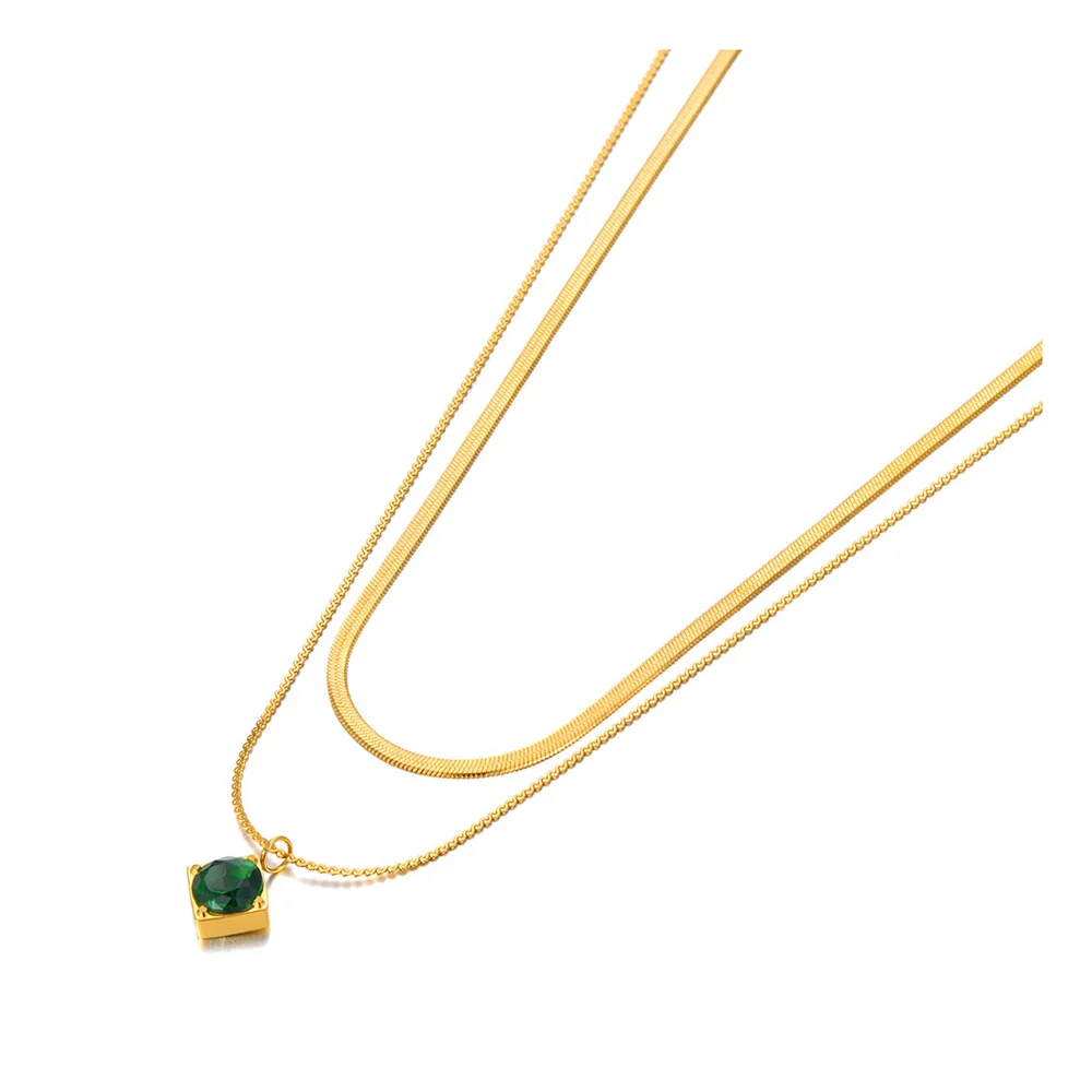 قلادة من حجر الزركون الأخضر