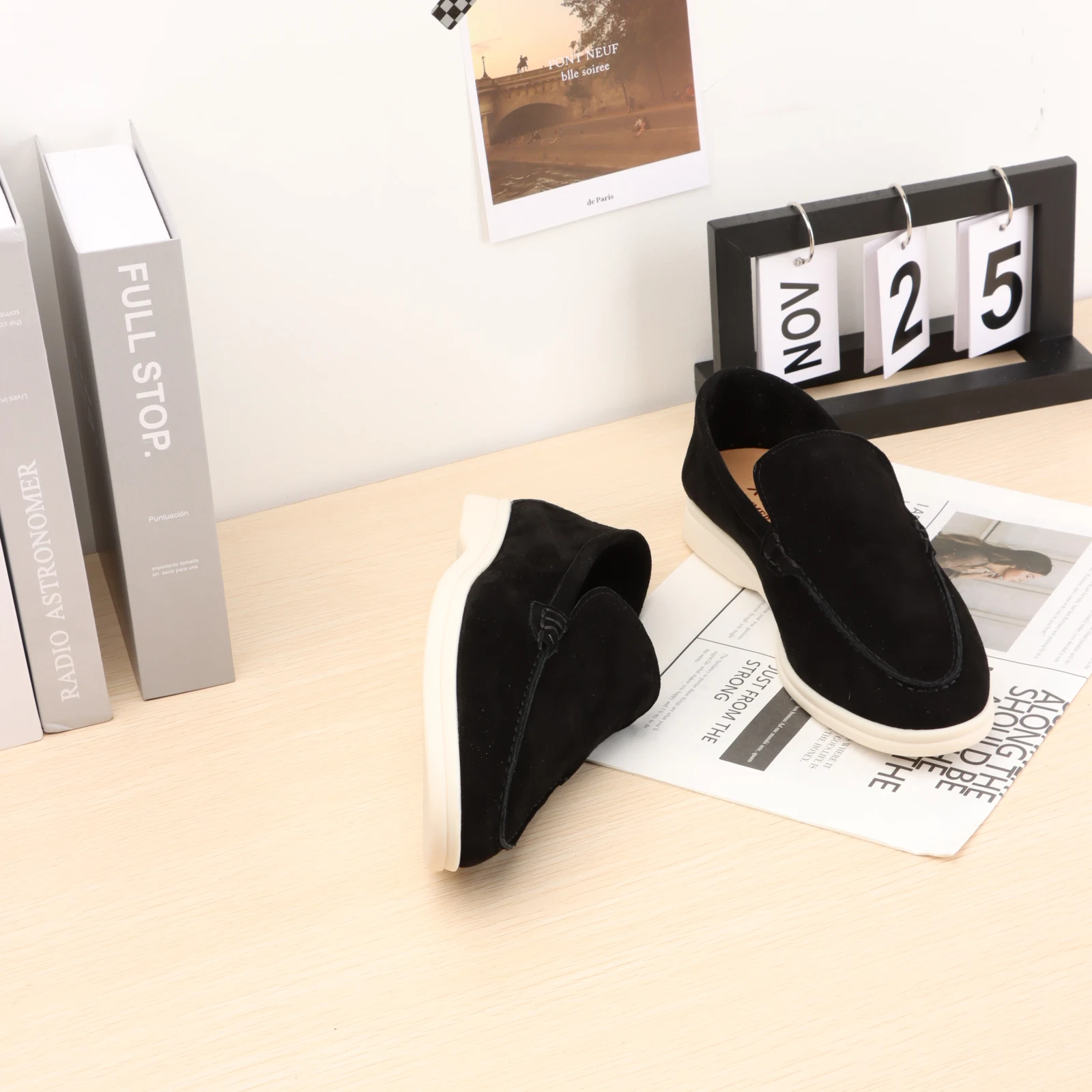 2024 Summer Italian Luxury Brand Men's Flat Shoes Moccasins Shoes Loafers Women's Fashion Comfortable Leather Casual Shoes