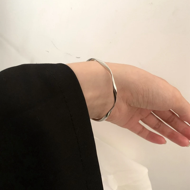 Opening Bangle Gold Color Glossy Twisted Thin Bangles For Women Female Open Minimalist Style Charm Cuff Bracelet Jewelry