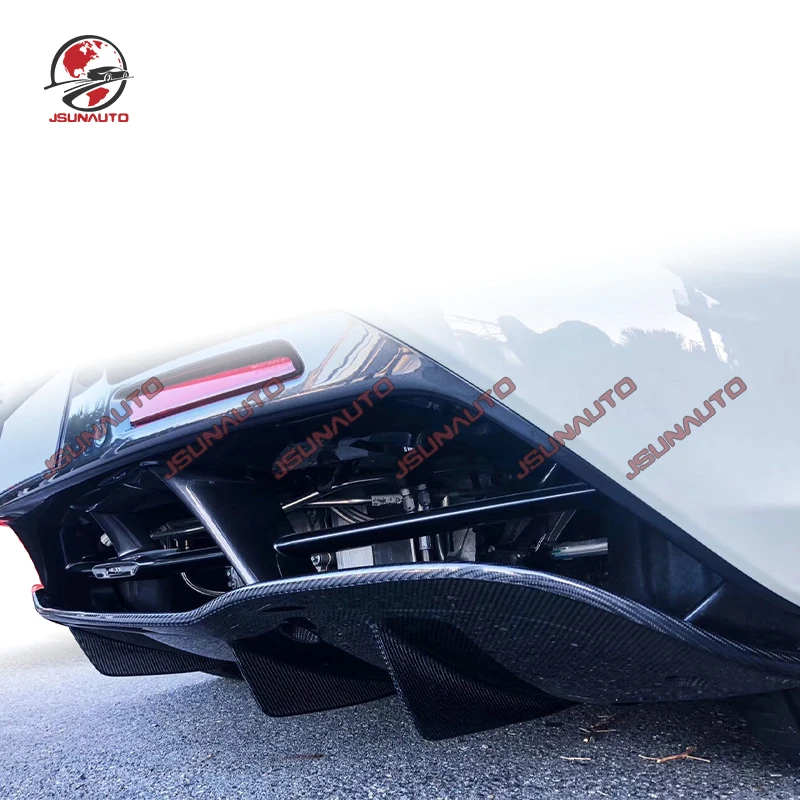For Mclaren 720S Carbon Fiber Oem Style Rear Bumper Diffuser Auto Accessories For 720S Coupe 2017-2021 Carbon Body Kit