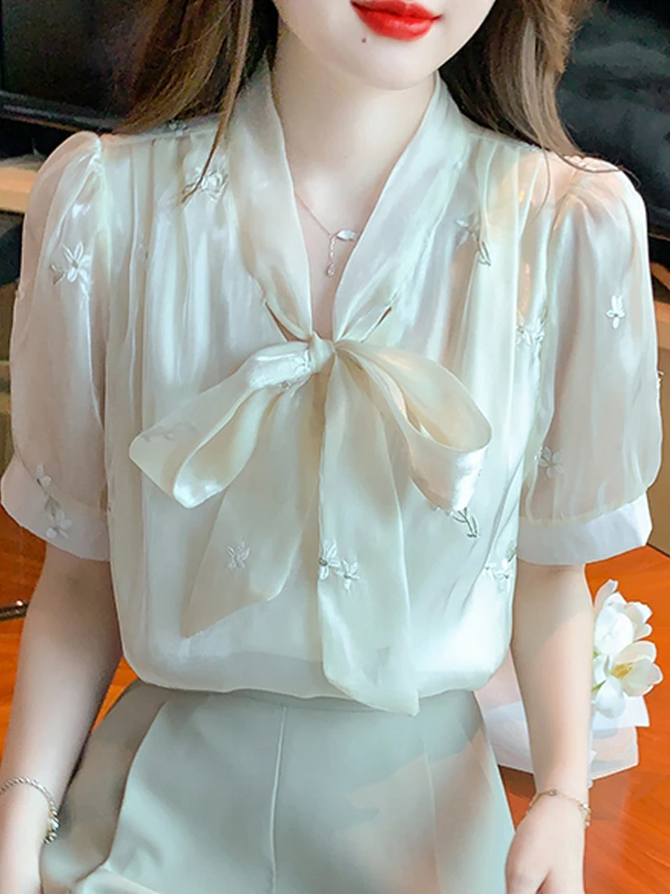 

Short Sleeve Embroidery Chiffon Blouse Shirt Women Tops Blusas Mujer De Moda 2024Verano Blouse Women Blouses Shirts Blusa G532