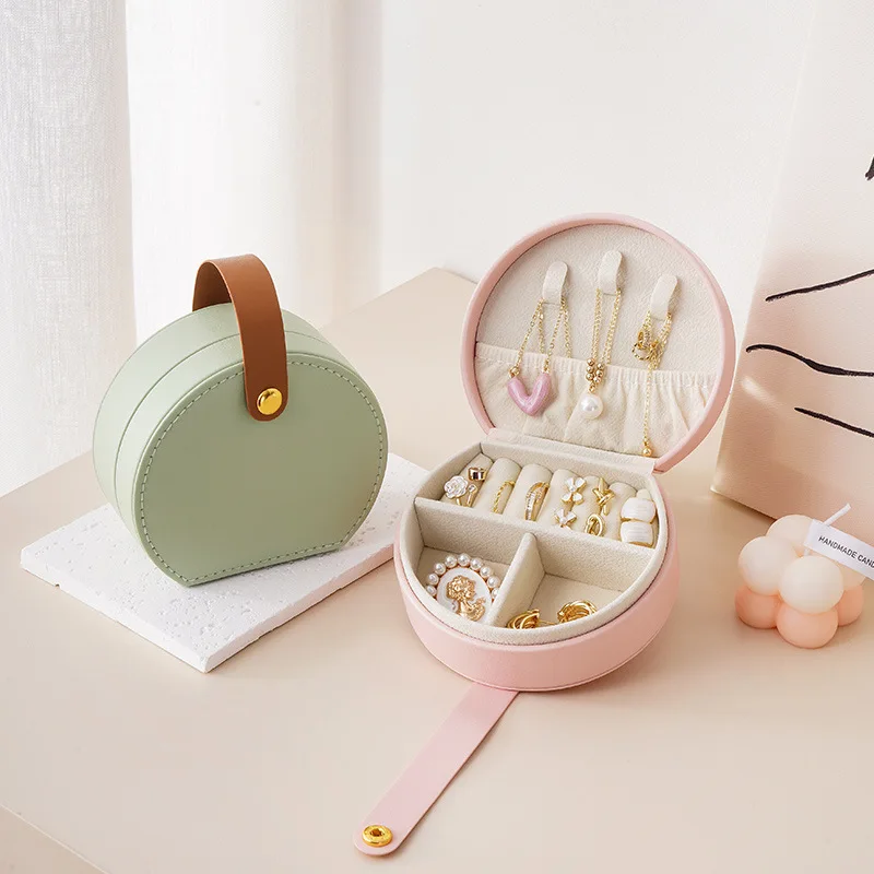 

Handheld Jewelry Bag Leather Round Portable Cute Box Necklace Rings Earrings Studs Jewelry Organizers Jewelry Boxes Travel