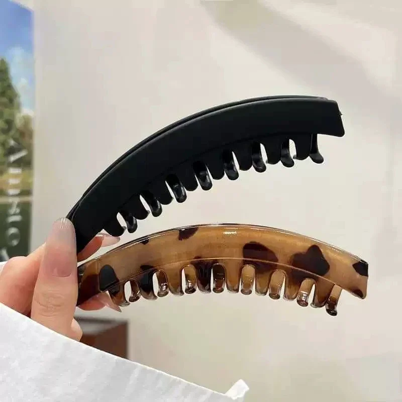 Elegant Solid Color Banana Hair Clip - Fashion Hair Accessory & Stylish Ponytail Barrette