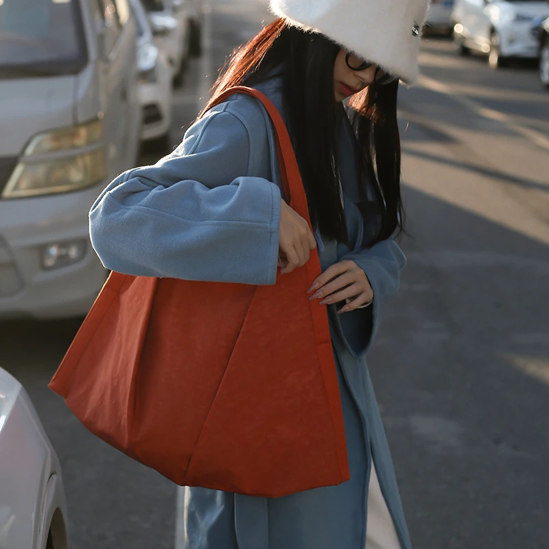 

New Fashion Women's Tote Bag 2024 High Quality Nylon Material Dark Pattern Women's Shoulder Bag Large Capacity Commuter Bag