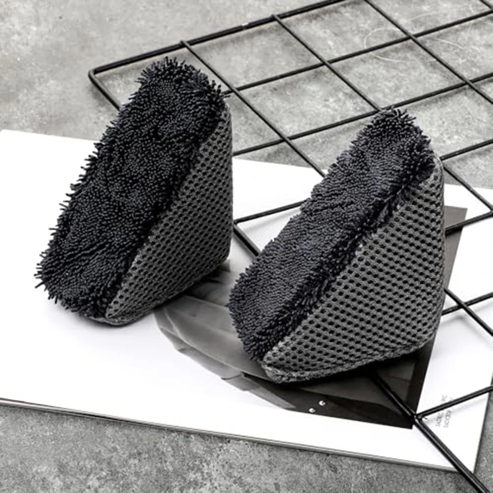 2Pcs Triangle Tire Polishing Waxing Sponge Brush Car Tire Washing Cleaning Brushes Contour Detailing Dressing Applicator Pad