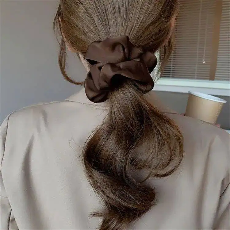 1 Stück Einfarbige Damen Seiden-Satin Scrunchies Koreanische Damen Mädchen Elastische Haarbänder Pferdeschwanz-Halter Haaraccessoires Kopfbedeckung – Detail 2