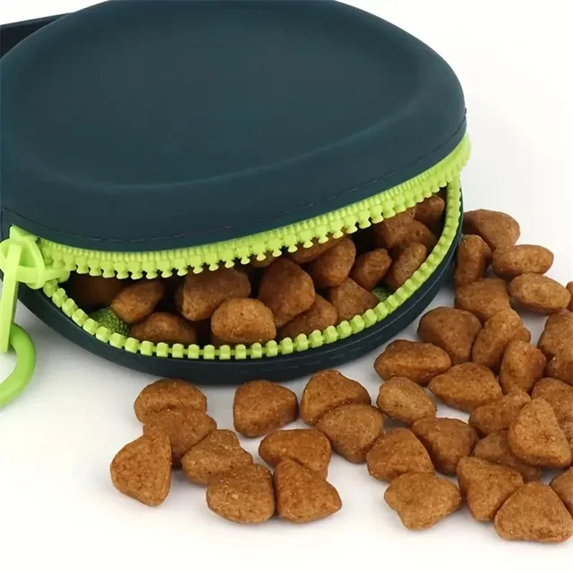Dog Treat Training Pouch, Portable Silicone Dog Food Treat Pouch with Lanyard and Hook for Outdoor Walking Supply Storage Bag 2