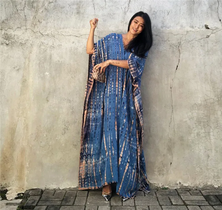 Fashion Casual Striped Print Long Dresses Women Bohemian V-neck Bat Sleeve Loose Slit Beach Dress Summer New Beachwear Vestidos 172 Fashion Casual Striped Print Long Dresses Women Bohemian V-neck Bat Sleeve Loose Slit Beach Dress Summer New Beachwear Vestidos