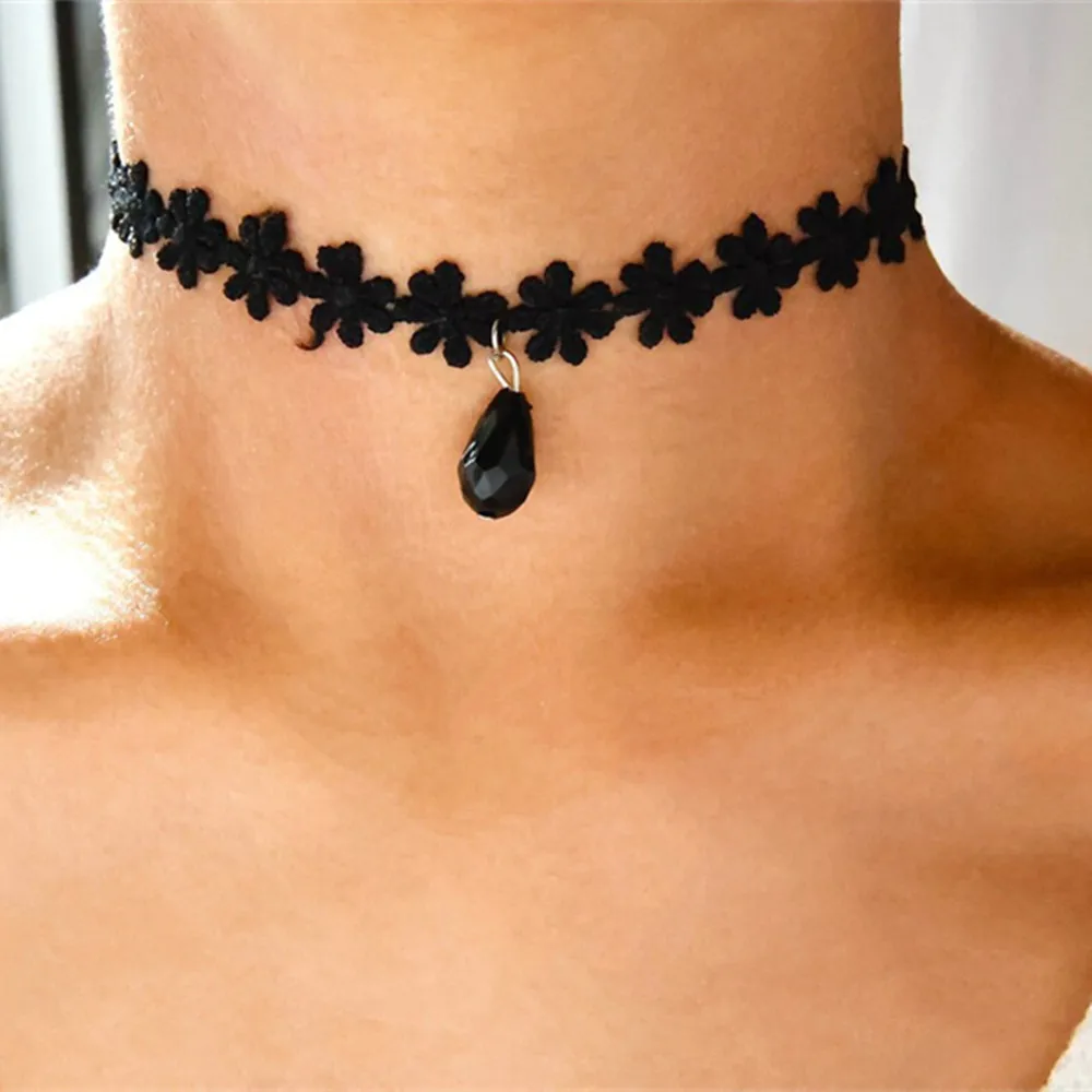 Vintage Fashion Black Lace Heart-Shape Artificial Pearl Pendant Necklace Female Women Sexy Simple Choker Ladies Party Jewelry - Image 5