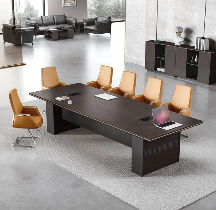 שולחן כנסים וכיסאות חום כהה בגודל גדול עץ עמיד רהיטי משרד מודרניים לוח שולחן עץ לחדר כנסים