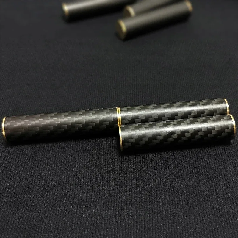 Carbon Fiber Nunchaku-Style EDC Fidget Spinner - Triple-Section Knuckle Rotation Stress Relief Toy , Portable Anxiety Relief