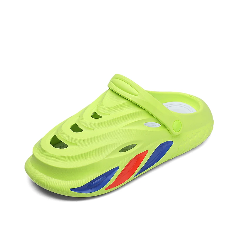 

New 2023 Soft Sole Anti slip Durable Hole Slippers Fashion Versatile Comfortable Outdoor Couples Beach Sandals