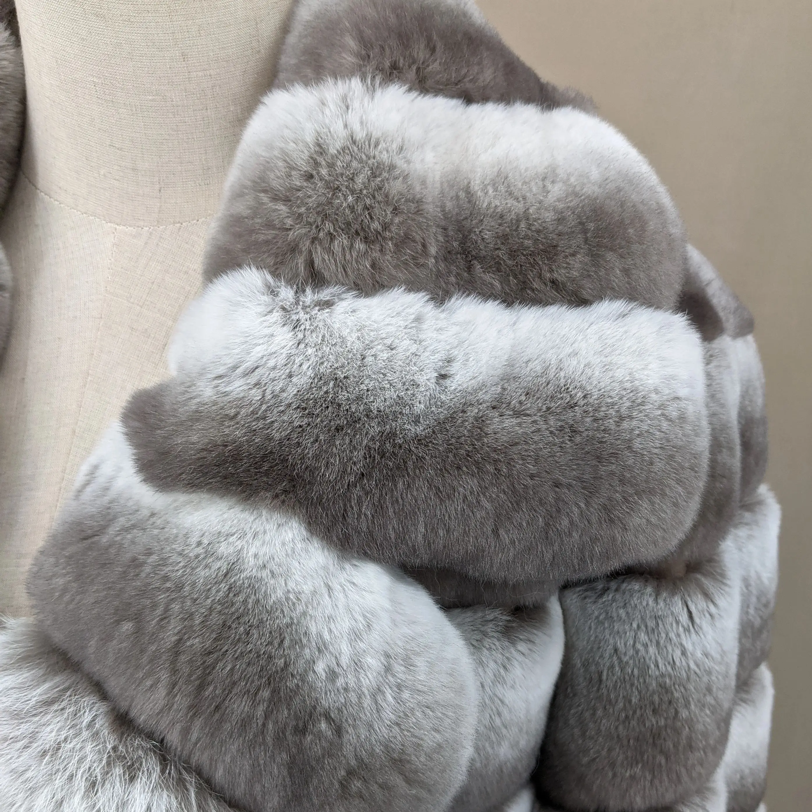 レディースリアルレックスラビットファーコート、ブルーグリーン