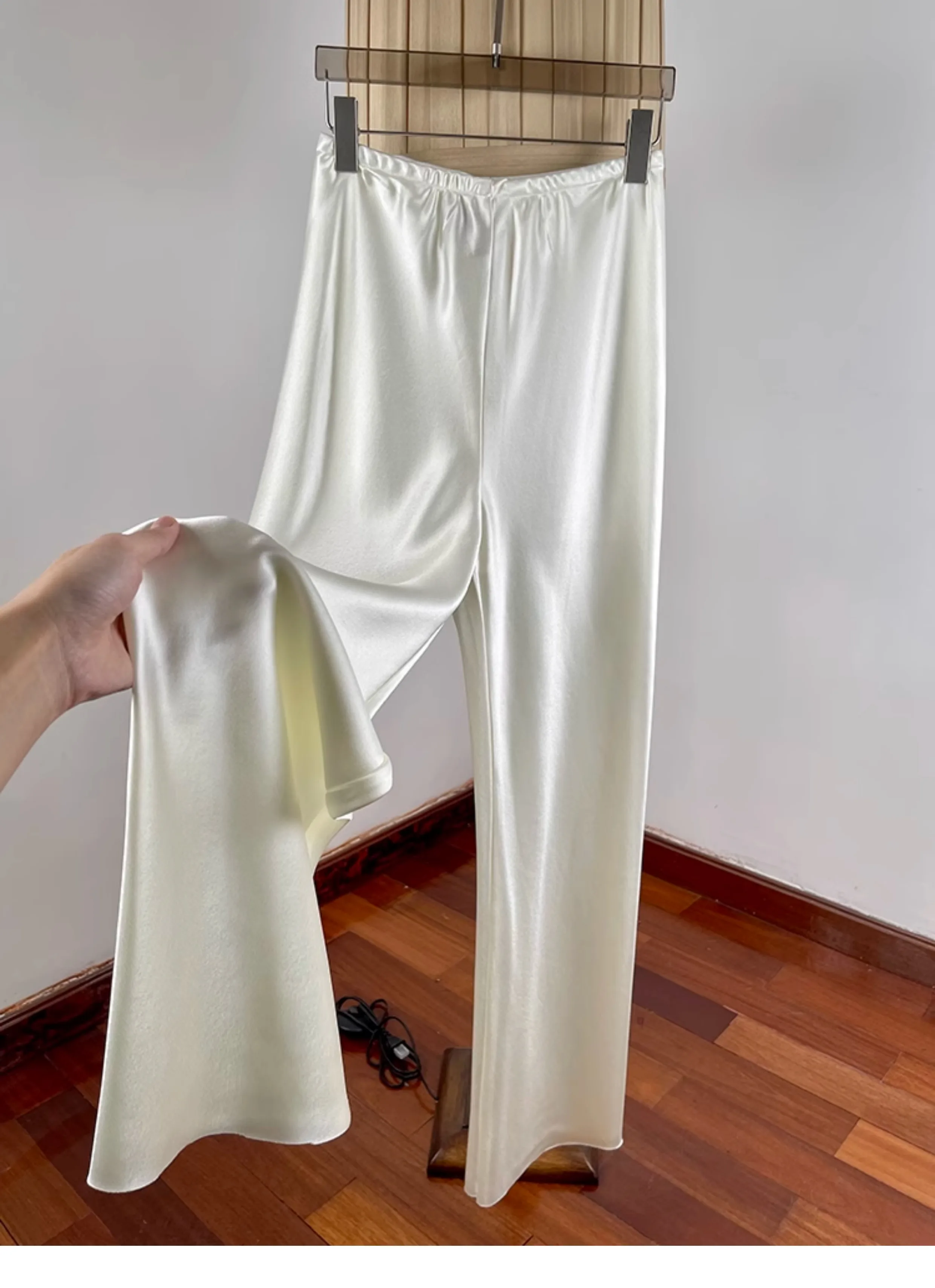 Minimalist and laid-back acetate satin straight-leg casual pants for women! Comfortable air pants, wide-leg pants, floor-length