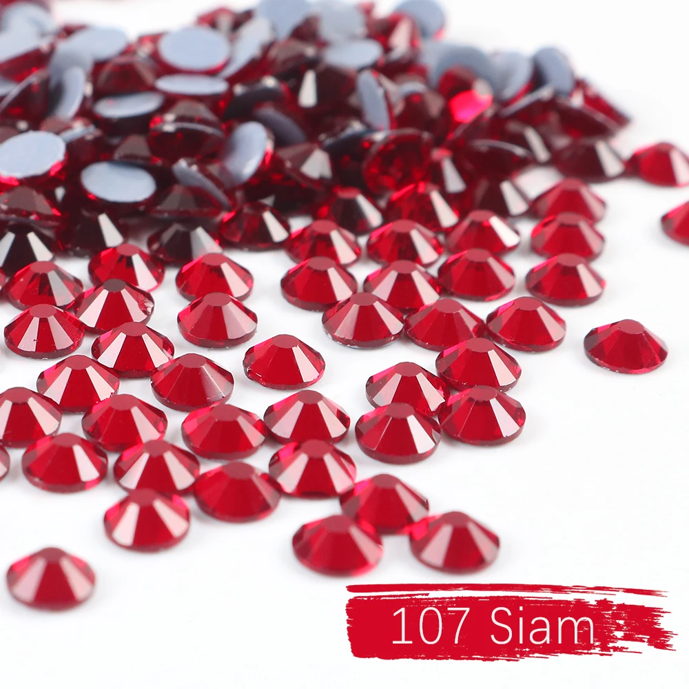 Sparkling Crystal Glass Rhinestones for Clothing and Garment Decoration