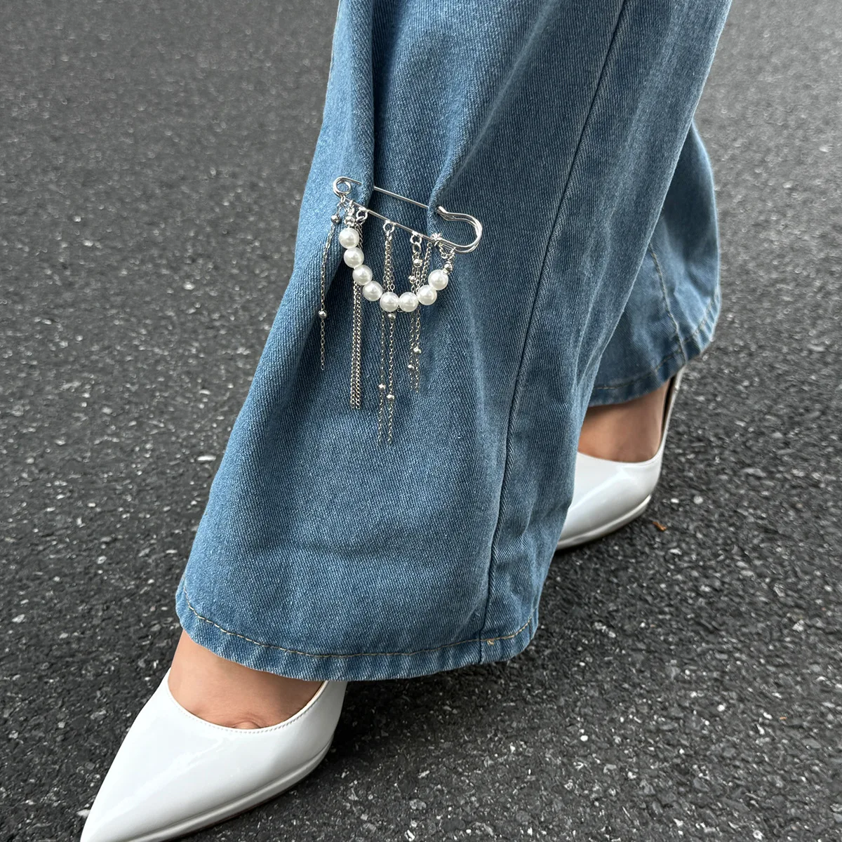 Retro Sweet Imitation Pearl Metal Chain Tassel Pendant Pin Pants Foot Chain