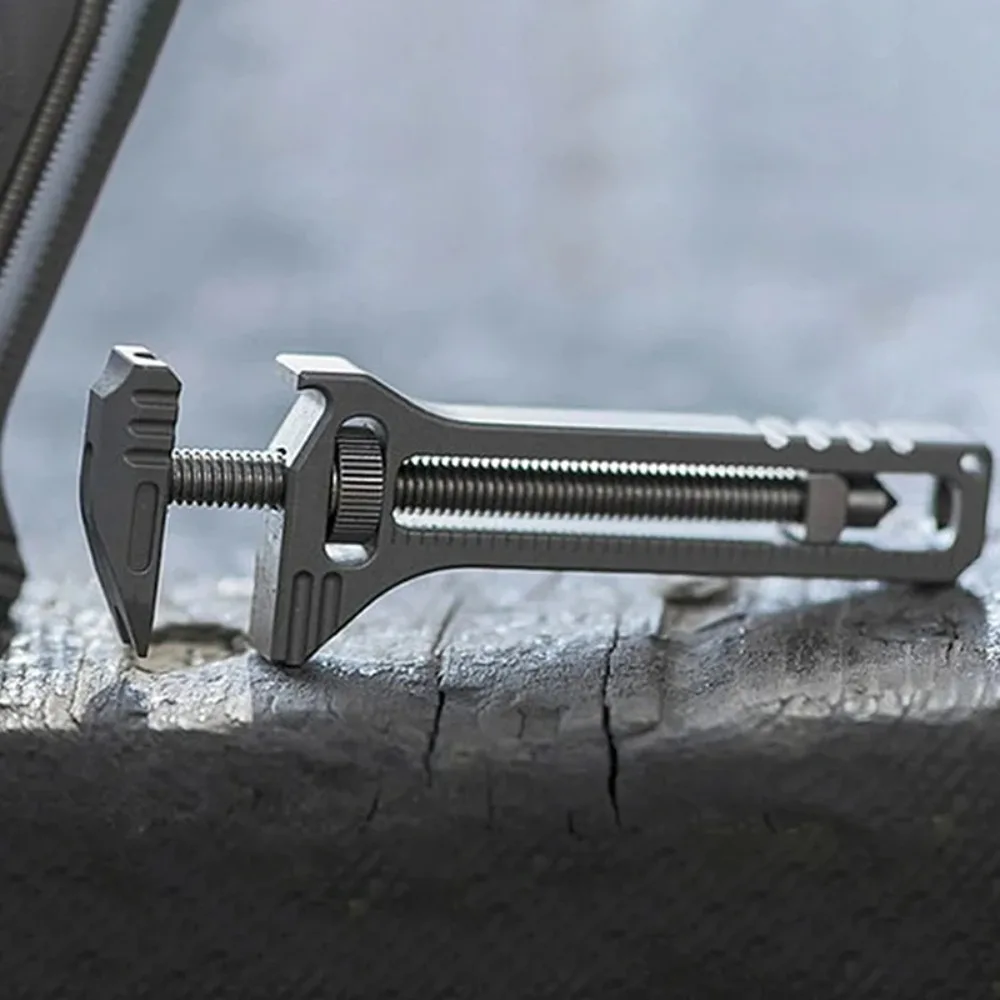 EDC Compact Multi Tool 3