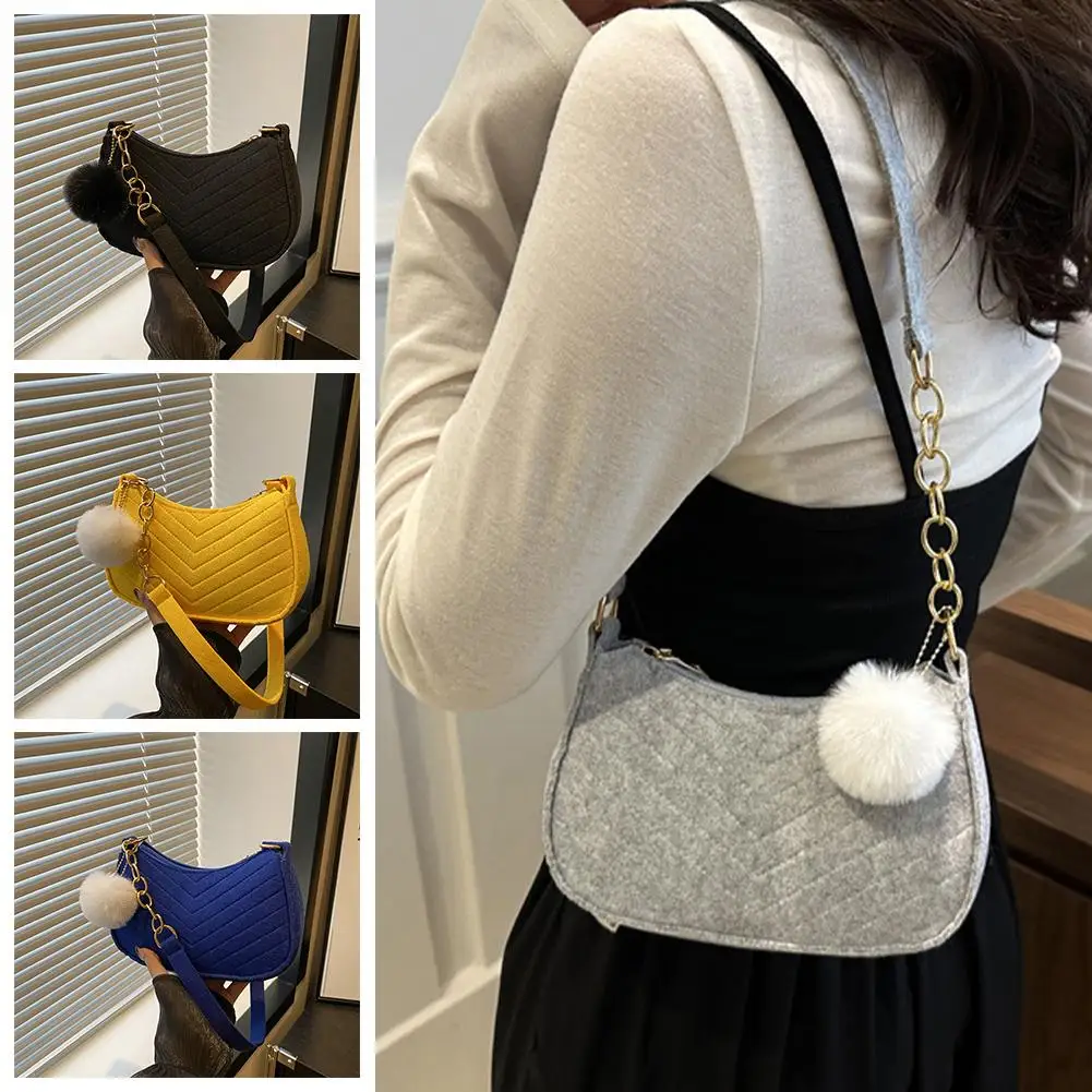 Borsa a Tracolla in Feltro con Pompon, Borsa Hobo Trapuntata, Borsa a Tracolla Monocolore in Feltro per Donne, Casual ed Elegante per Uso Quotidiano