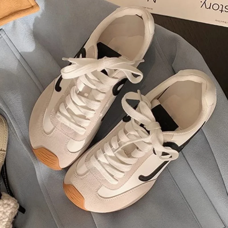 German Training Shoes Women 2025 New Genuine Leather Women Sneakers Flat Lace-up Retro Large Size Forrest Gump Shoes Women 2
