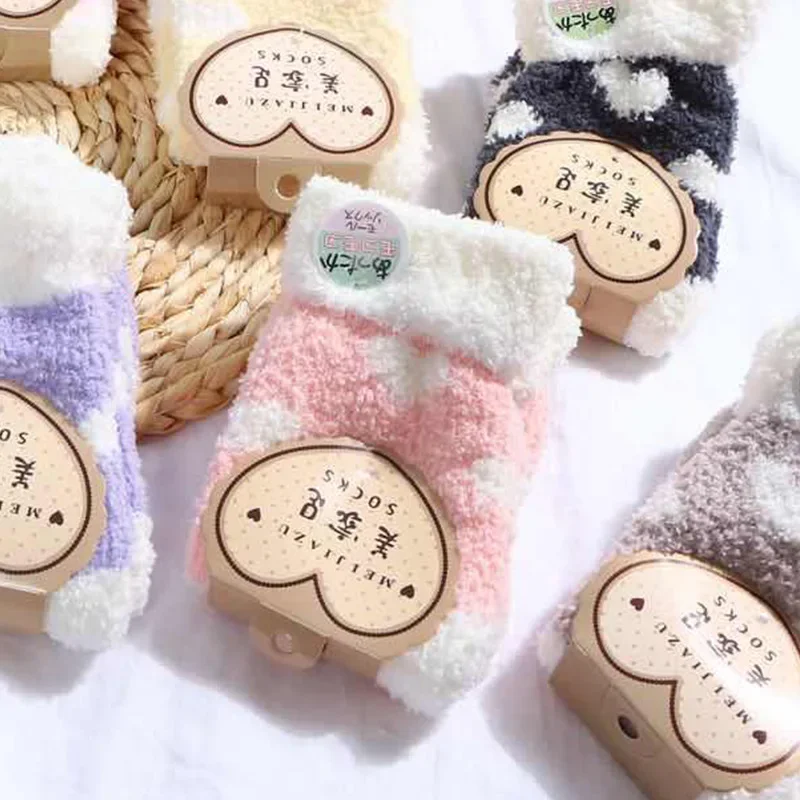 Hot Female Kawaii Short Cute Warm Thick Casual Fluffy Cotton Socks Lady Candy Warm Heart Women Winter Cute Terry Socks Fuzzy