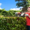 Hedge Trimmer 22.5cc 2-Stroke Engine Garden Bush Trimmer Tool Single-edged/Double-edged Hedge Machine 2
