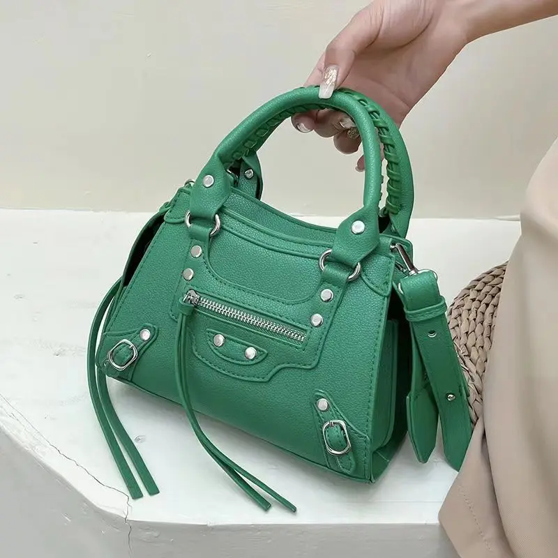 Women's Fashion Handbag Beautiful Lady Crossbody Elegant Pu Leather Totes One Shoulder Handbags Shopping Rivet Rock Style Bags