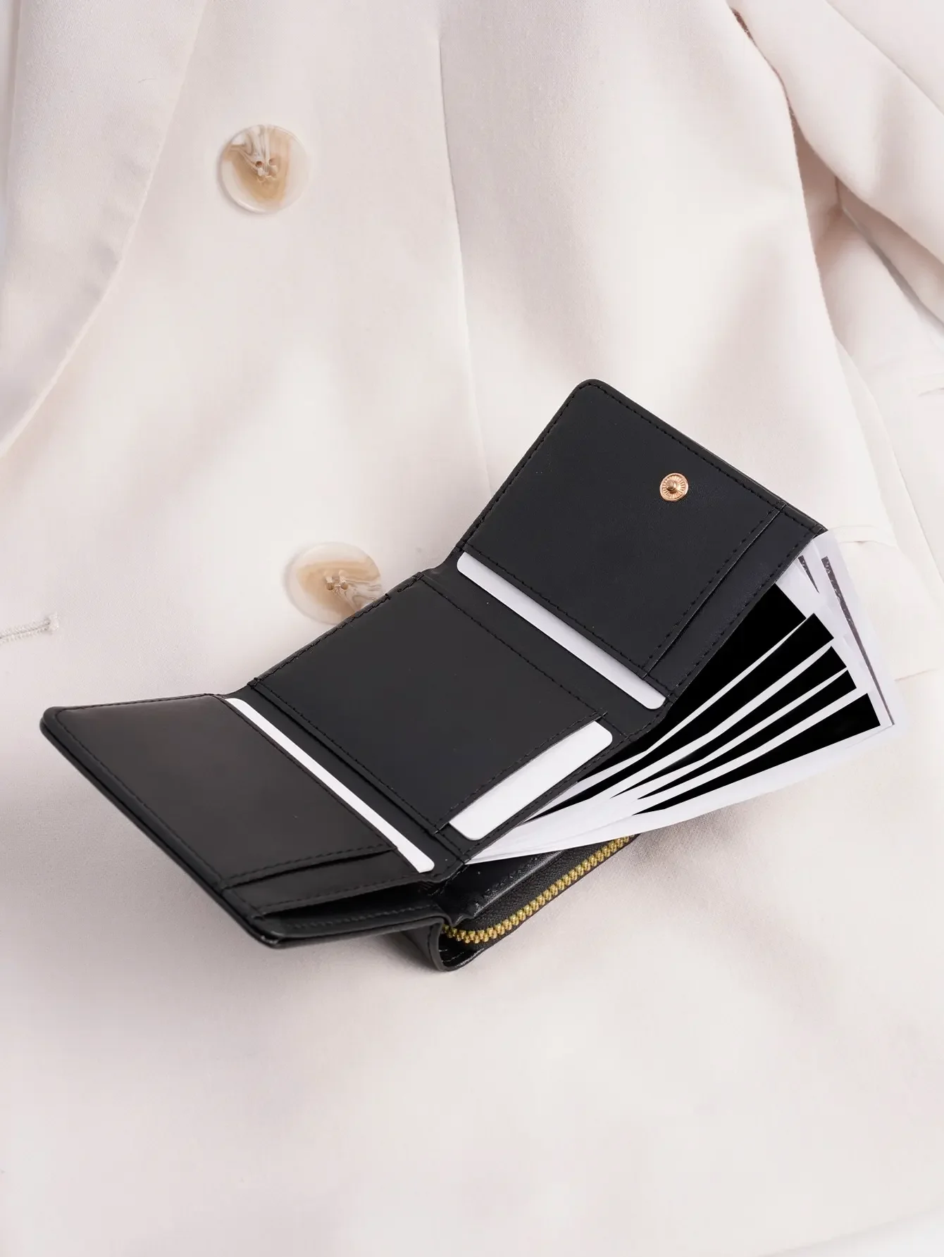 1pcs Women's Fashion Leather Trifold Wallet Credit Card Wallet Coin Purse Suitable for Girls White Collar Students Daily Use 3