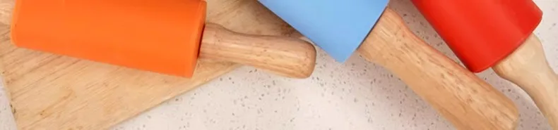 Description Picture 3 of itemZackoo 23-43cm Non-Stick Silicone Rolling Pin Wooden Handle Pastry Dough Flour Roller Pizza Pasta Kitchen Cooking Baking Tool