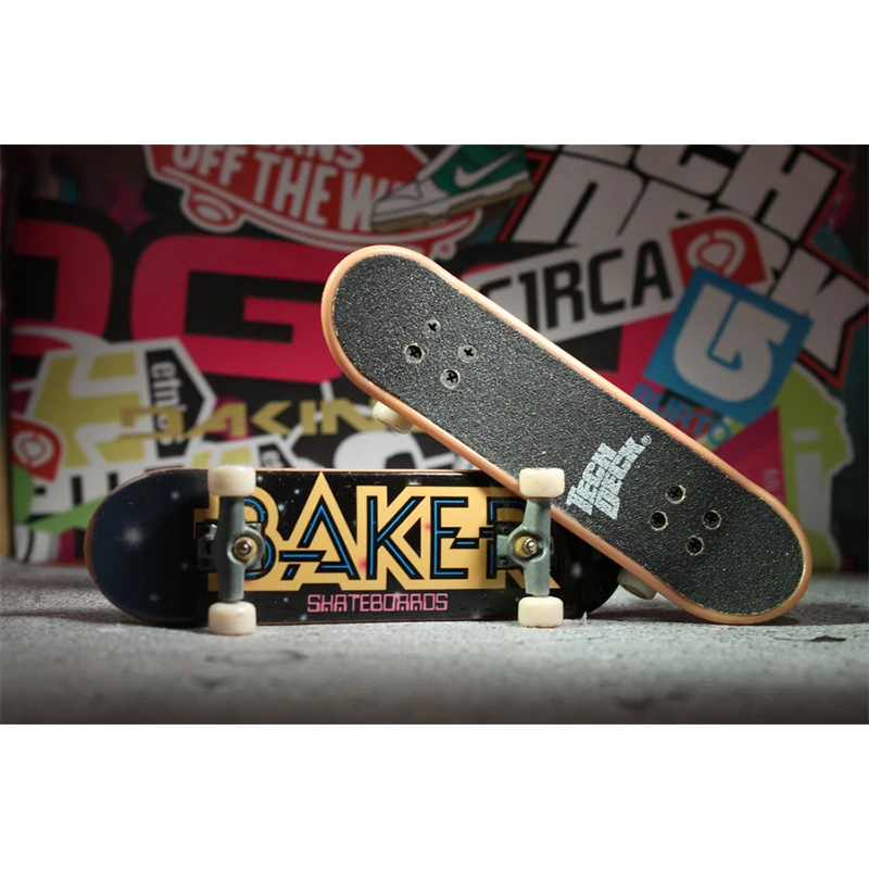 Kids Tech Toystech Deck Finger Skateboard Set - Metal Diecast With Ramp &  Skateboard For All Ages
