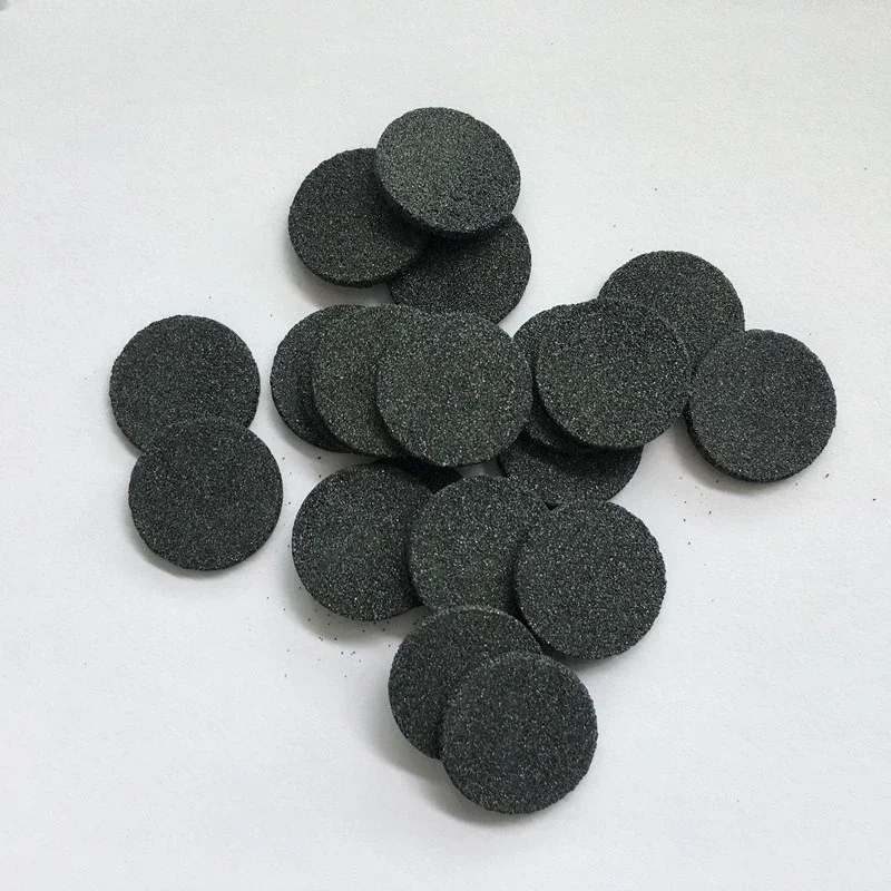 Scientific research Brown corundum low porosity ceramic plate microporous silicon carbide foam ceramic filter