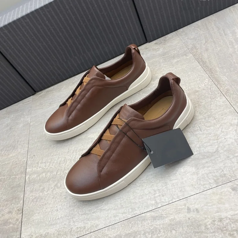 Classic men's casual trend high-quality leather non slip shoes, simple and versatile Korean soft sole breathable single shoes