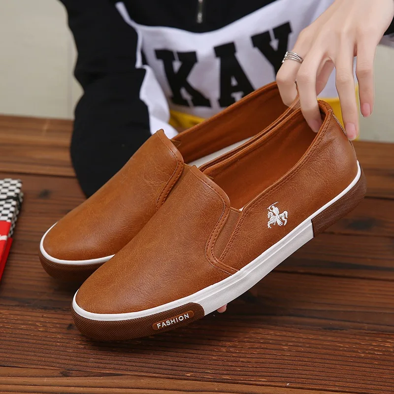 Casual Leather Shoes Men Fashion Slip-On Breathable Flat PU Leather Business