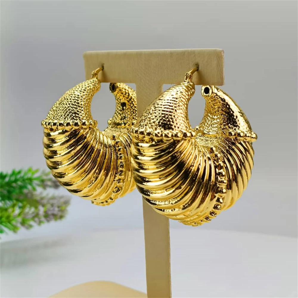 Yuminglai Fashion Luxury Dubai Jewelry Accessories Superior Quality Goldplated Earrings for Women FHK16688
